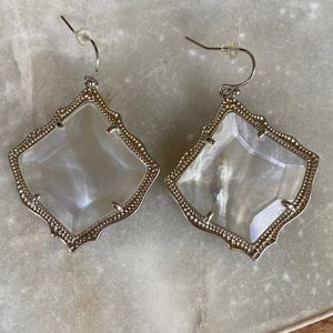 Kendra Scott Drop Earrings -perfect condition